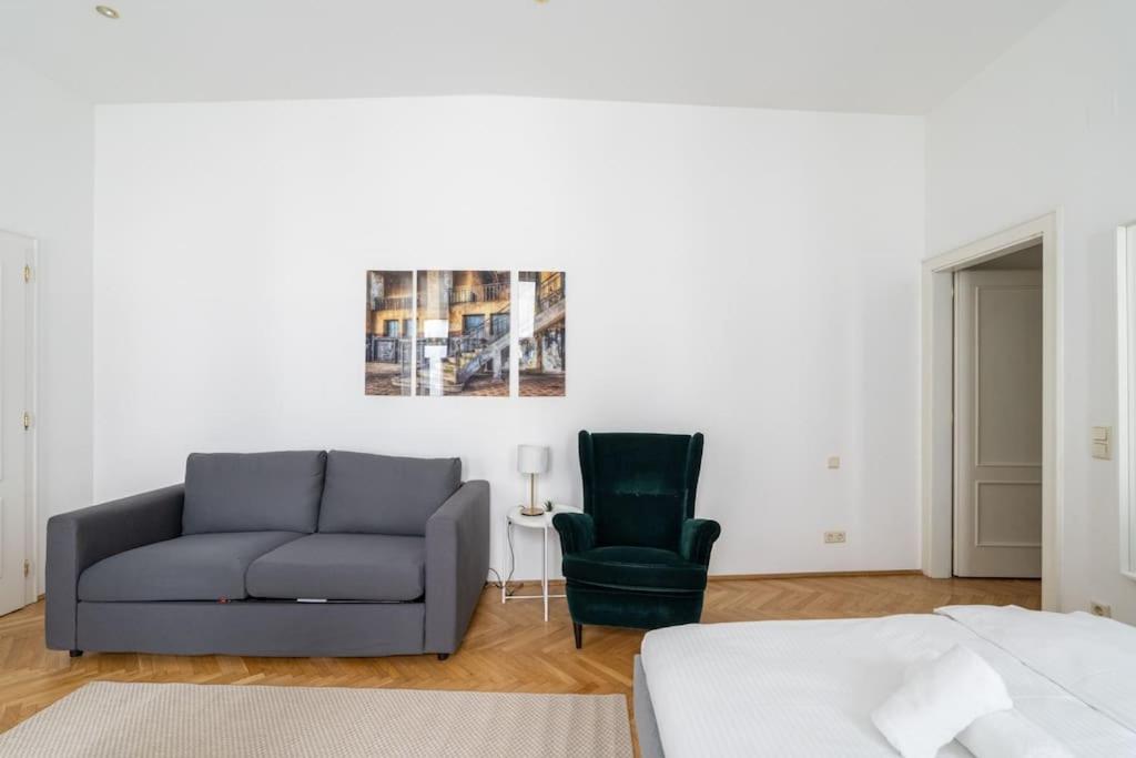 Historic Heart Apartment Viena Exterior foto